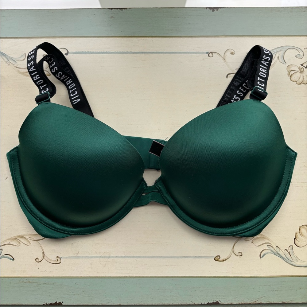 Victoria’s Secret bra